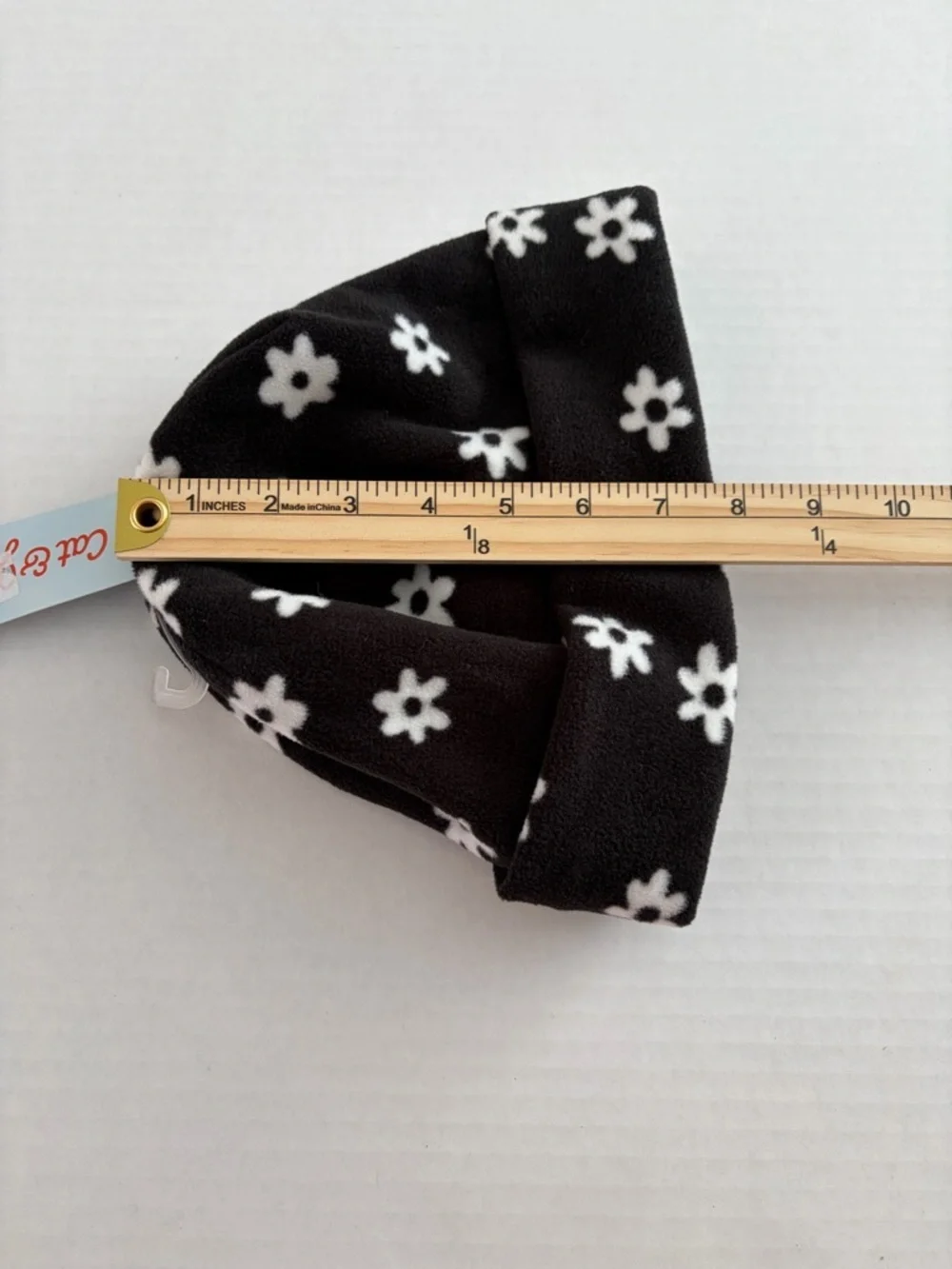 Cat & Jack Black White Daisy Fleece Beanie OSFM Kids NWT
